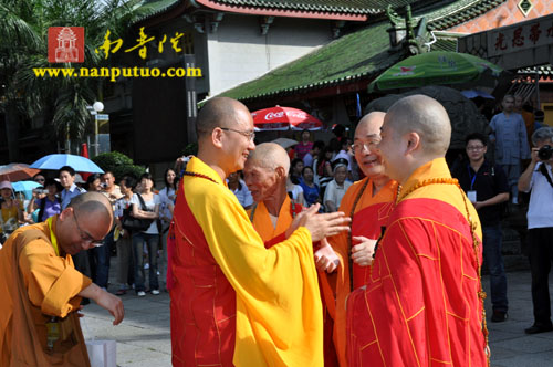 第二届海峡论坛闽台两地佛教界祈福法会在南普陀寺举行(图3)