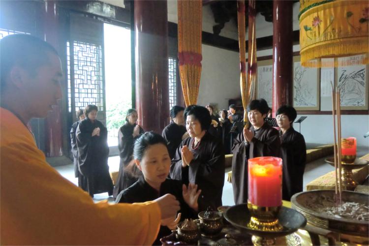 雁荡山能仁寺隆重举行为雅安地震灾区人民祈福与超荐法会(图5)