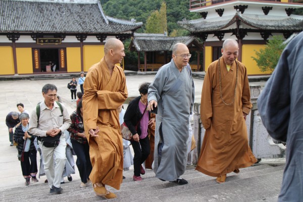 台湾慈光佛学院院长惠空法师一行参访雁荡山能仁寺(图5)