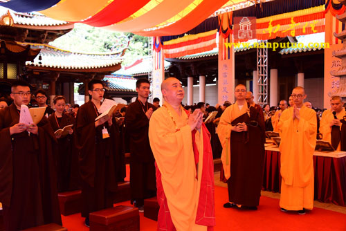 厦门南普陀寺隆重举行传授在家五戒、菩萨戒法会(图27)